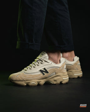 NB 1000 Suede Ridged Sole Runner Tan Cream Black