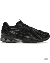 NB 1906A Mesh Layered Chunky Runner Triple Black #tripleblack