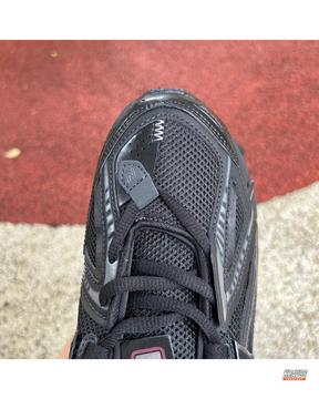 NB 1906A Mesh Layered Chunky Runner