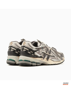 NB 1906A Mesh Layered Chunky Runner