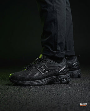 NB 1906R Mesh Layered Chunky Runner Triple Black