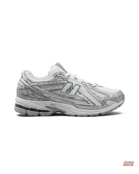 NB 1906R Mesh Layered Chunky Runner