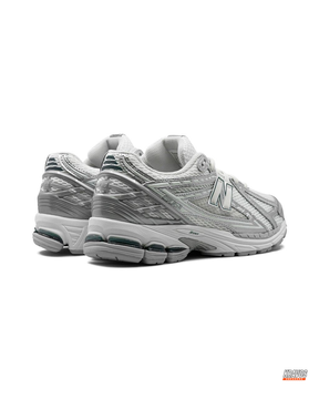 NB 1906R Mesh Layered Chunky Runner