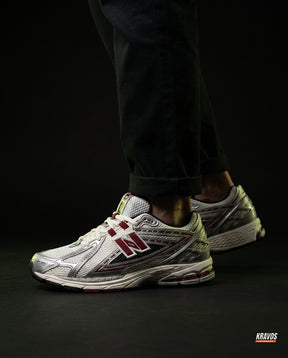 NB 1906R Mesh Layered Chunky Runner White Silver Red
