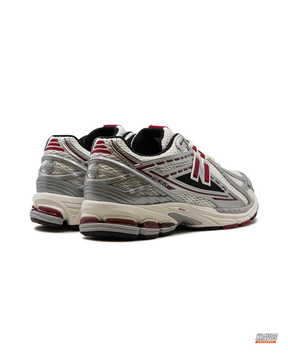 NB 1906R Mesh Layered Chunky Runner