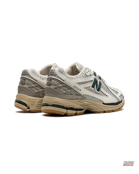 NB 1906R Mesh Layered Retro Runner