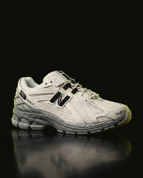 NB 1906R Mesh Layered Runner