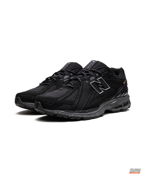 NB 1906R Mesh Speckled-Sole Runner