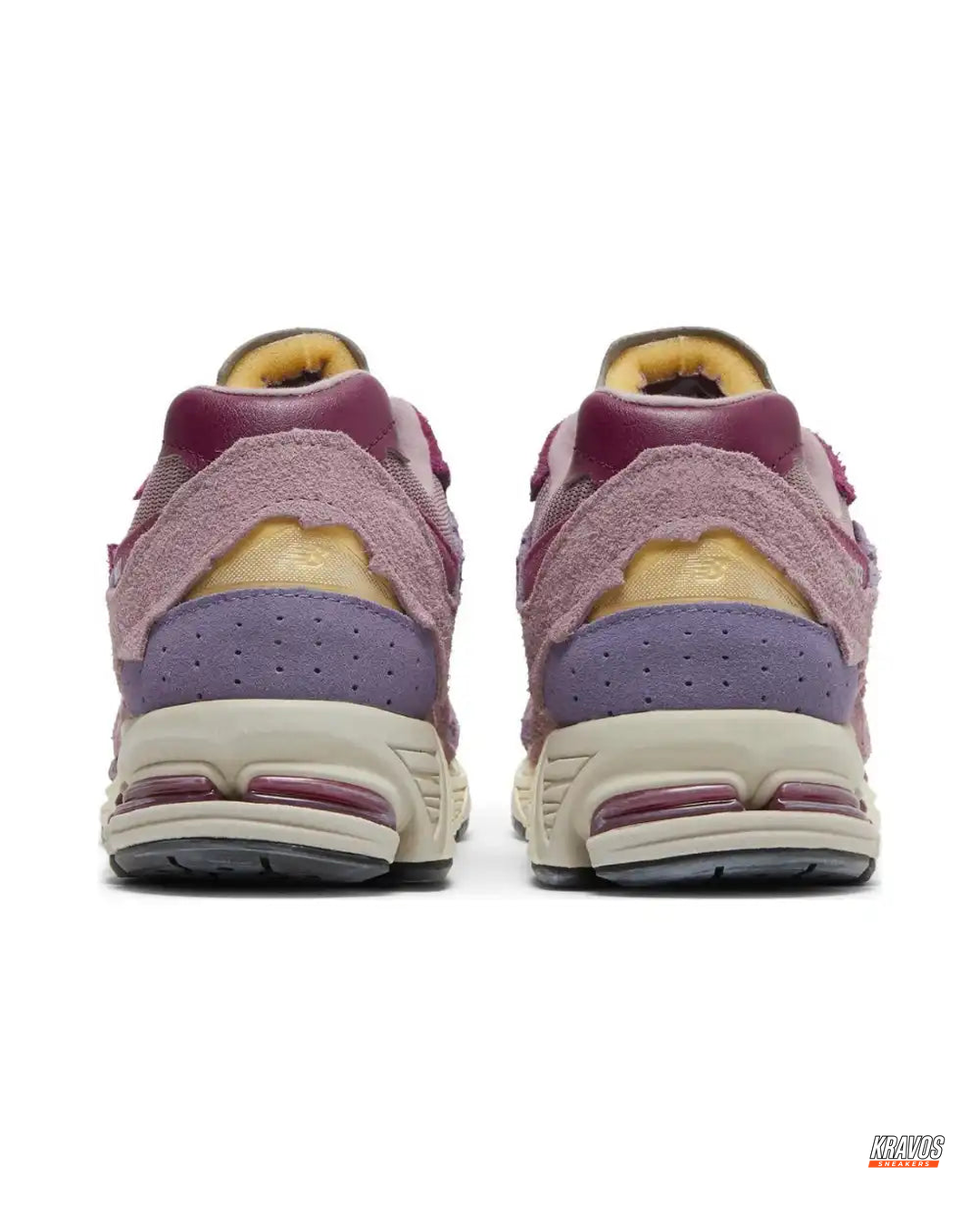 NB 2002R Suede Layered Runner