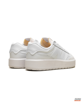 NB 302 Leather Platform Court Trainer
