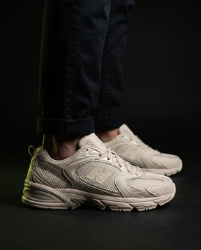 NB 530 Mesh Panelled Retro Runner Cream Cream Beige