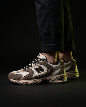 NB 530 Mesh Panelled Retro Runner Mixed Cream Brown Taupe