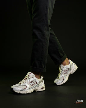 NB 530 Mesh Panelled Retro Runner White 1 White Grey Burgundy