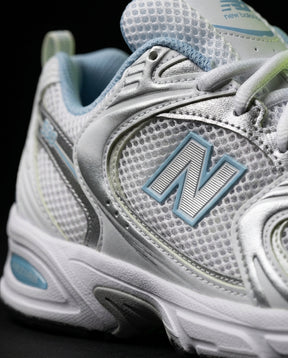 NB 530 Mesh Panelled Retro Runner White 2 White Silver Blue
