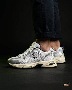 NB 530 Mesh Panelled Retro Runner White 2 White Silver Cream