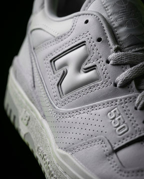 NB 550 Leather Panelled Court Trainer Mixed Grey White