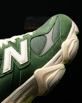 NB 9060 Suede Layered Chunky Runner Green Green Cream