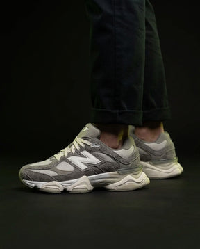 NB 9060 Suede Layered Chunky Runner Grey 1 Grey White