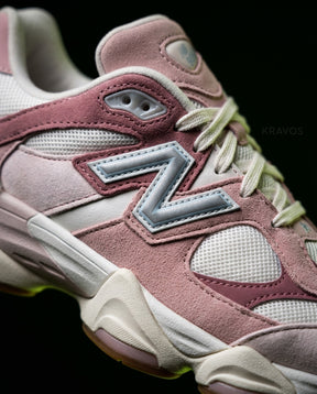 NB 9060 Suede Mesh Layered Runner