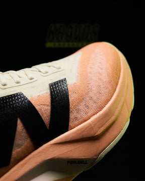NB Mesh FuelCell Racing Trainer Peach Cream Black