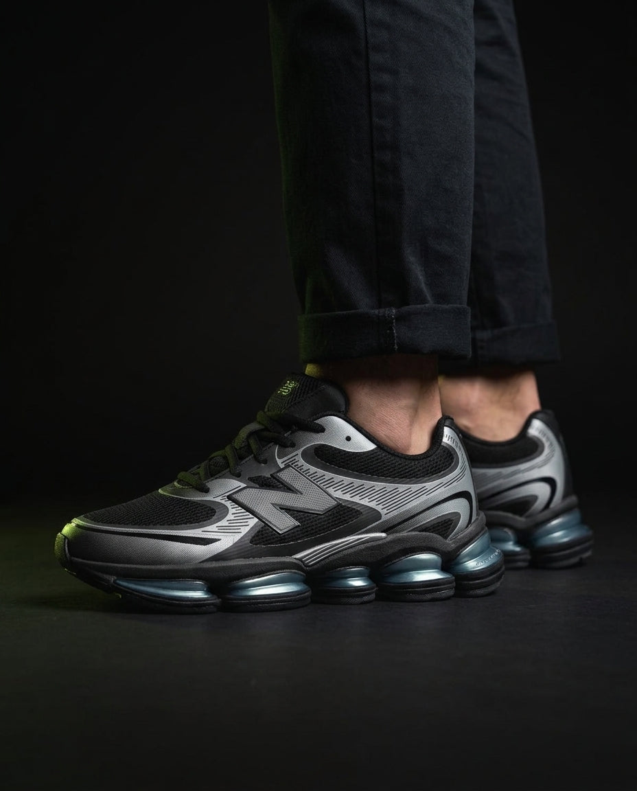 NB Mesh Layered Pod-Sole Runner Black Grey