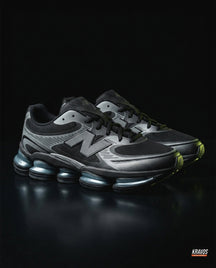 NB Mesh Layered Pod-Sole Runner Black Grey