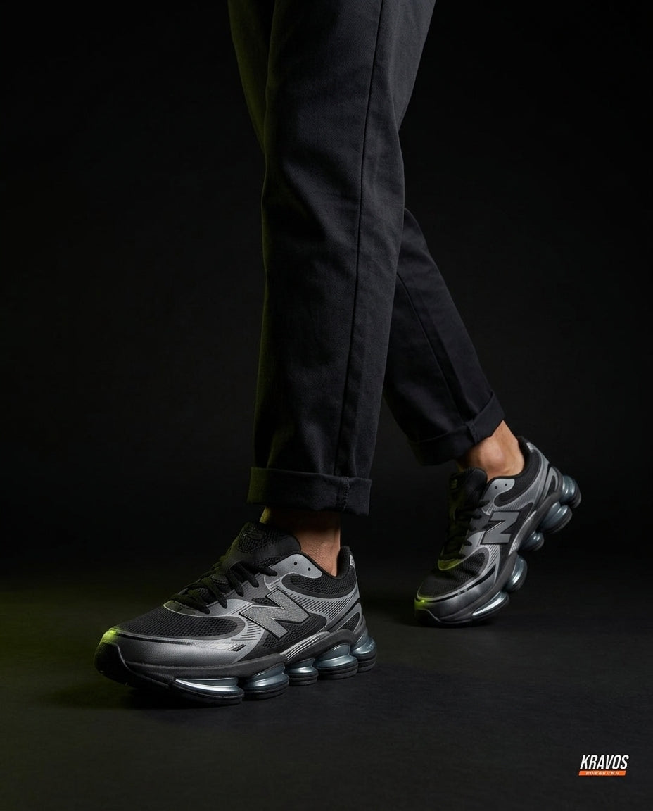 NB Mesh Layered Pod-Sole Runner Black Grey