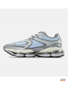NB Mesh Layered Pod-Sole Runner