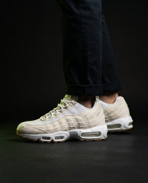 NK 95 Layered Wavy Panel Runner