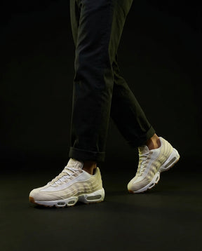NK 95 Layered Wavy Panel Runner
