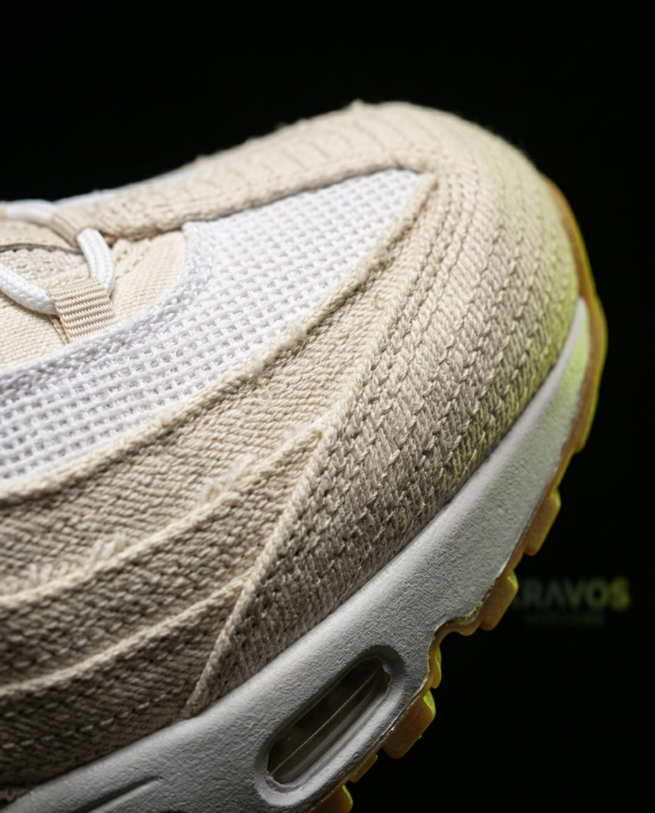 NK 95 Layered Wavy Panel Runner