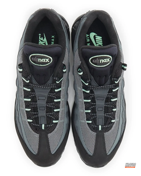 NK 95 Mesh Layered Wave Runner