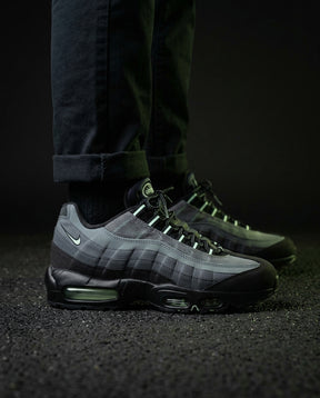 NK 95 Mesh Layered Wave Runner