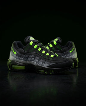 NK 95 Mesh Layered Wave Runner Black Neon Green
