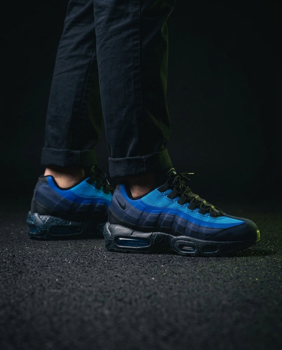 NK 95 Mesh Layered Wave Runner Blue Black
