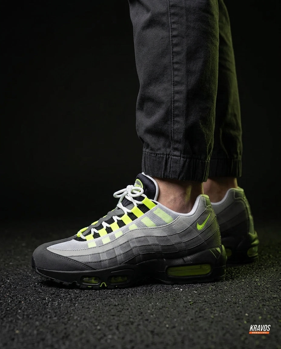 NK 95 Mesh Layered Wave Runner Grey Black Volt