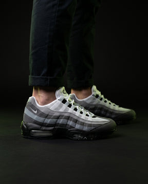 NK 95 Mesh Layered Wave Runner Grey Black White