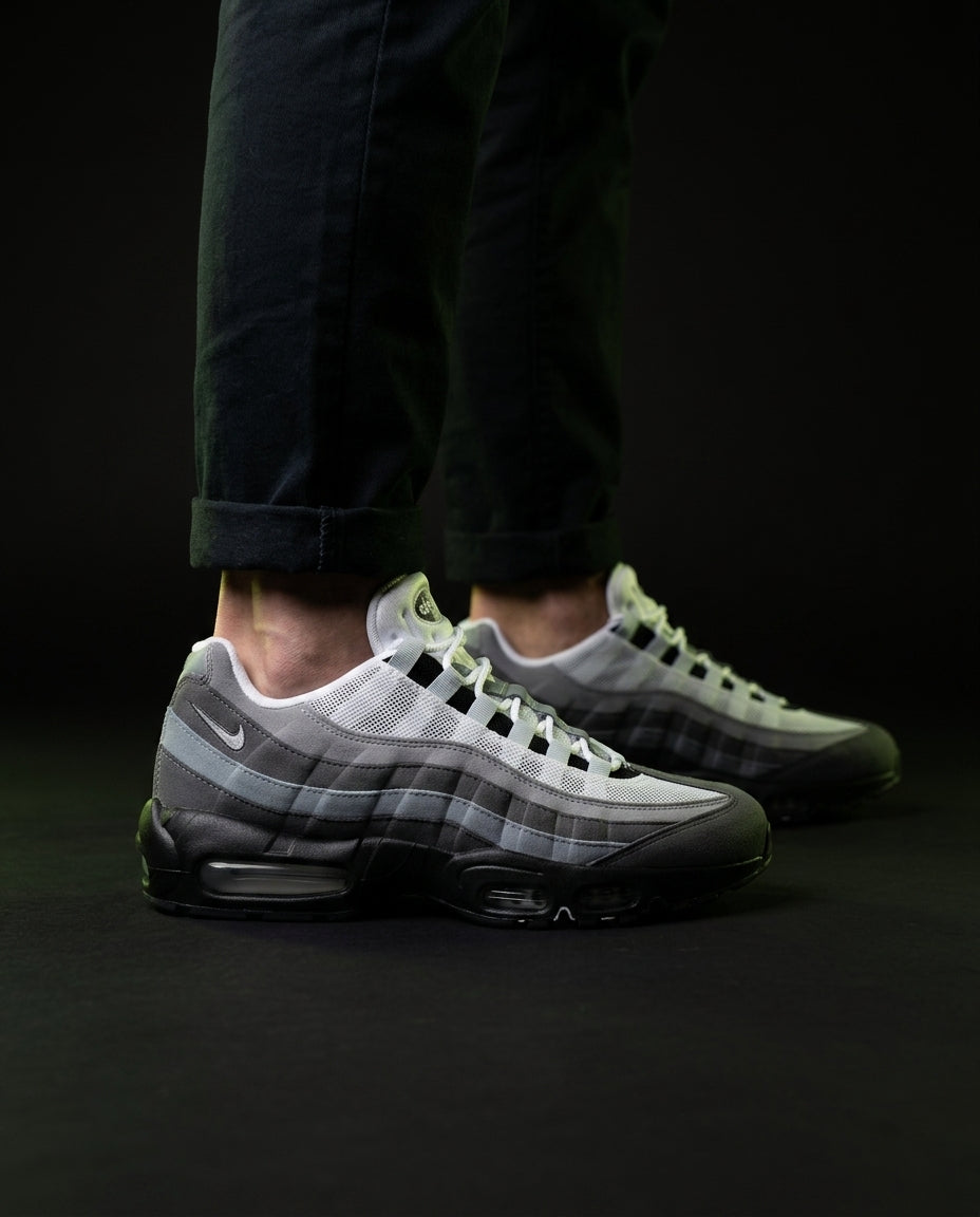 NK 95 Mesh Layered Wave Runner Grey Black White