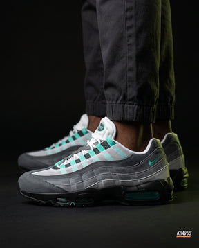 NK 95 Mesh Layered Wave Runner Grey Green Black