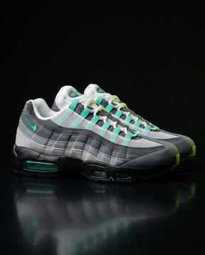 NK 95 Mesh Layered Wave Runner Grey Green Black