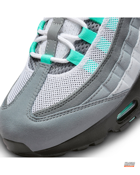 NK 95 Mesh Layered Wave Runner