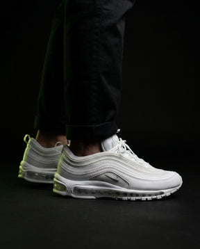 NK 97 Mesh Layered Wave Runner Triple White