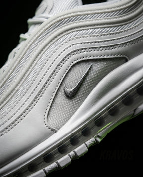 NK 97 Mesh Layered Wave Runner Triple White