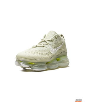 NK Flyknit Pod-Sole Chunky Trainer