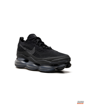NK Flyknit Pod-Sole Chunky Trainer