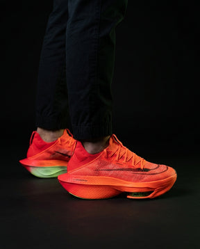 NK Knit Carbon-Plate Racing Runner