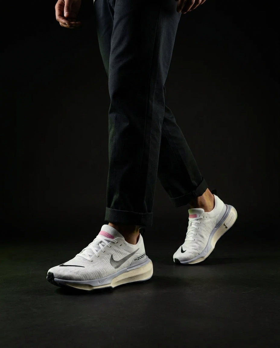 NK Knit ZoomX Cushioned Running Trainer White Grey Pink