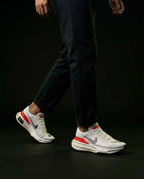 NK Knit ZoomX Cushioned Running Trainer