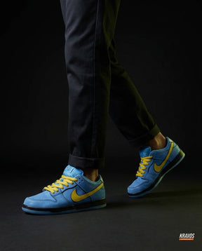 NK Leather Cartoon-Outline Skate Low Blue Yellow