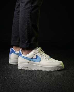 NK Leather Double-Swoosh Court Trainer White Blue
